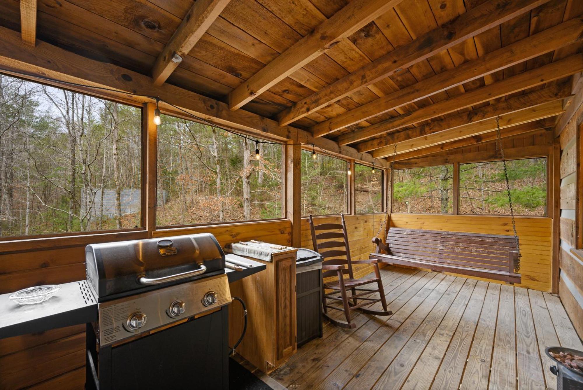 The Robins Nest With Hot Tub Βίλα Pigeon Forge Εξωτερικό φωτογραφία